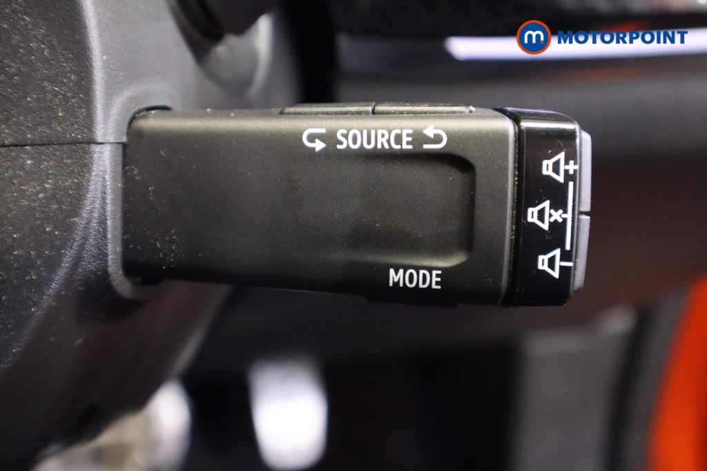 Renault Arkana R.S. Line Automatic Petrol-Electric Hybrid SUV - Stock Number (1594813) - 19th supplementary image