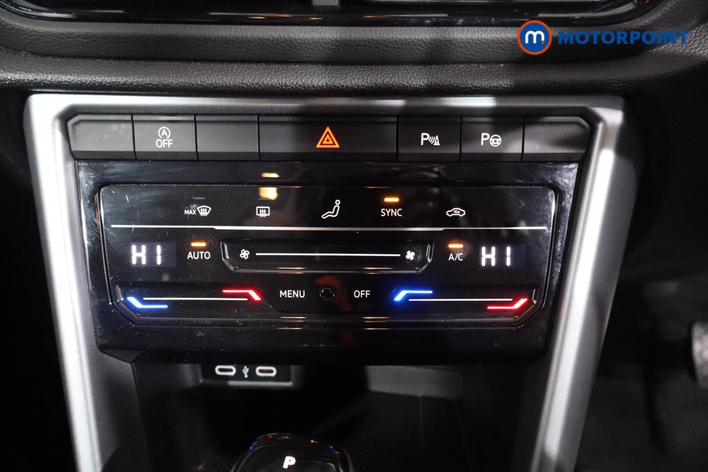 Volkswagen T-Roc Life Automatic Petrol SUV - Stock Number (1594822) - 4th supplementary image