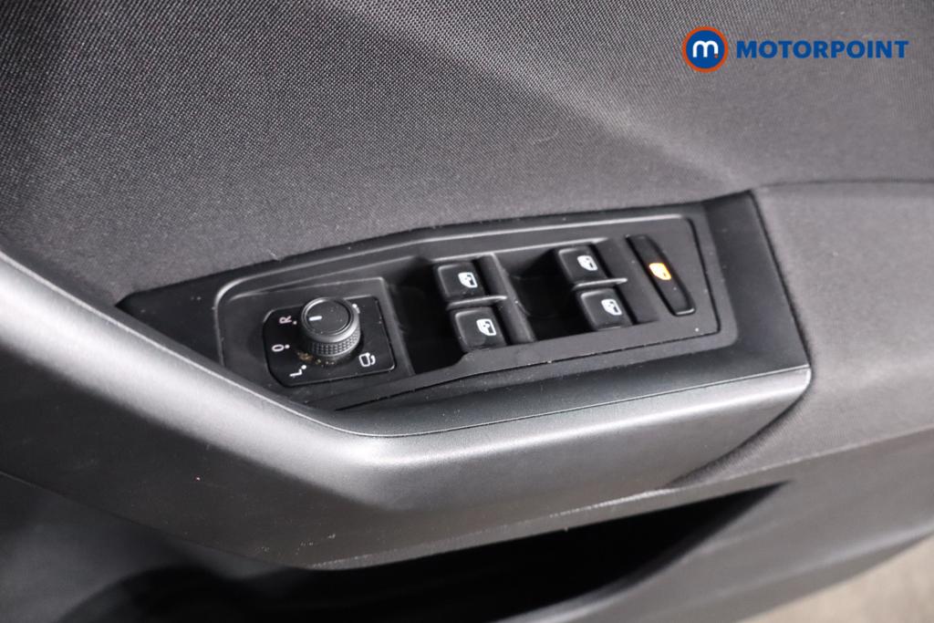 Volkswagen T-Roc Life Automatic Petrol SUV - Stock Number (1594822) - 9th supplementary image