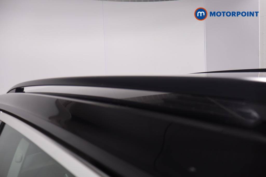 Volkswagen T-Roc Life Automatic Petrol SUV - Stock Number (1594822) - 13th supplementary image