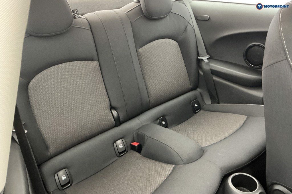 Mini Hatchback One Classic Manual Petrol Hatchback - Stock Number (1594914) - 4th supplementary image