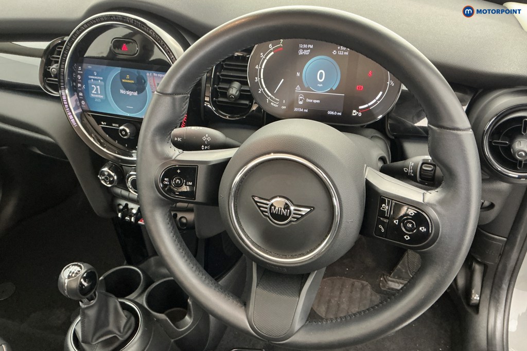 Mini Hatchback One Classic Manual Petrol Hatchback - Stock Number (1594914) - 6th supplementary image