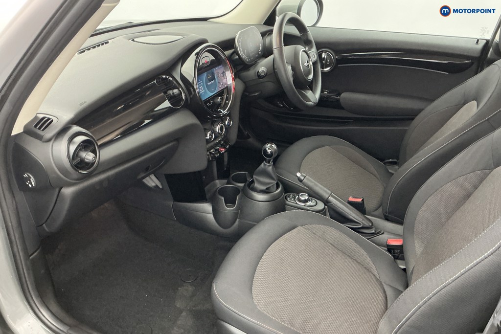 Mini Hatchback One Classic Manual Petrol Hatchback - Stock Number (1594914) - 8th supplementary image