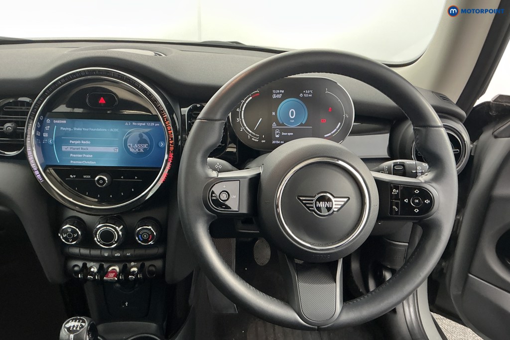 Mini Hatchback One Classic Manual Petrol Hatchback - Stock Number (1594914) - 1st supplementary image