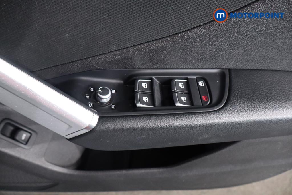 Audi Q2 S Line Manual Petrol SUV - Stock Number (1595148) - 10th supplementary image