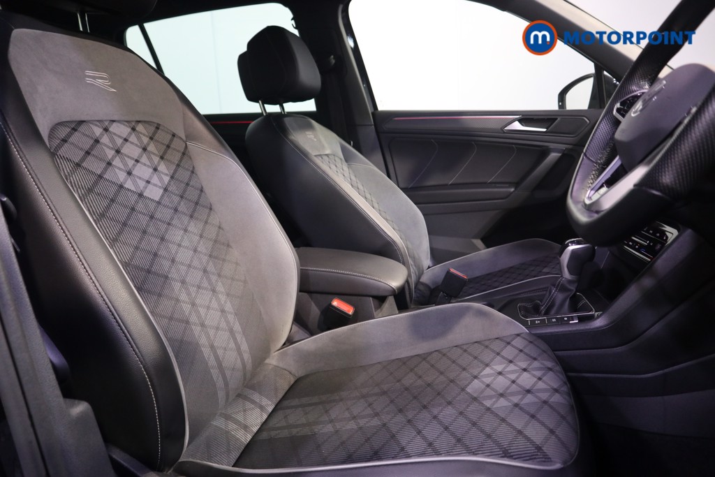 Volkswagen Tiguan R-Line Automatic Petrol SUV - Stock Number (1595188) - 16th supplementary image