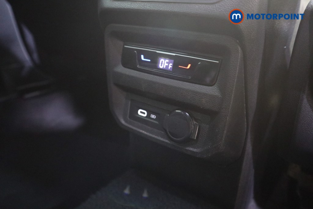 Volkswagen Tiguan R-Line Automatic Petrol SUV - Stock Number (1595188) - 20th supplementary image