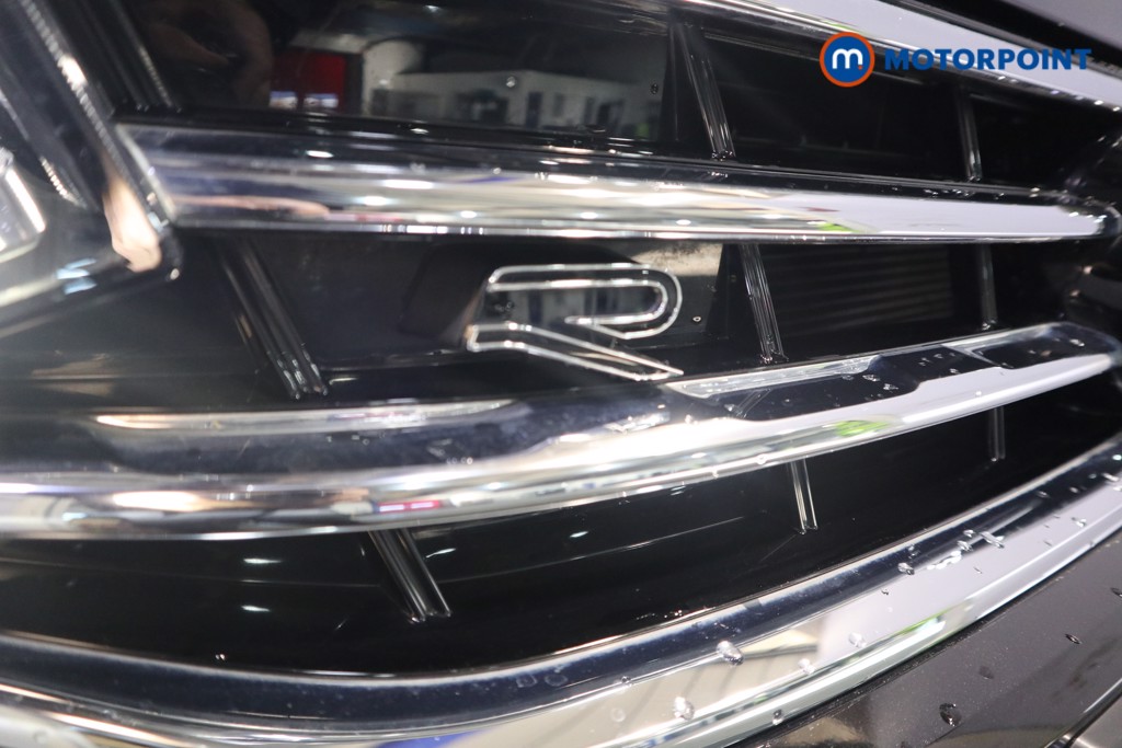 Volkswagen Tiguan R-Line Automatic Petrol SUV - Stock Number (1595188) - 38th supplementary image