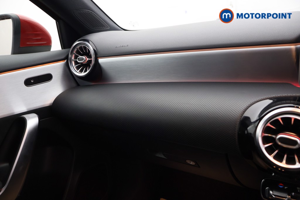 Mercedes-Benz A Class Amg Line Automatic Diesel Hatchback - Stock Number (1595298) - 8th supplementary image