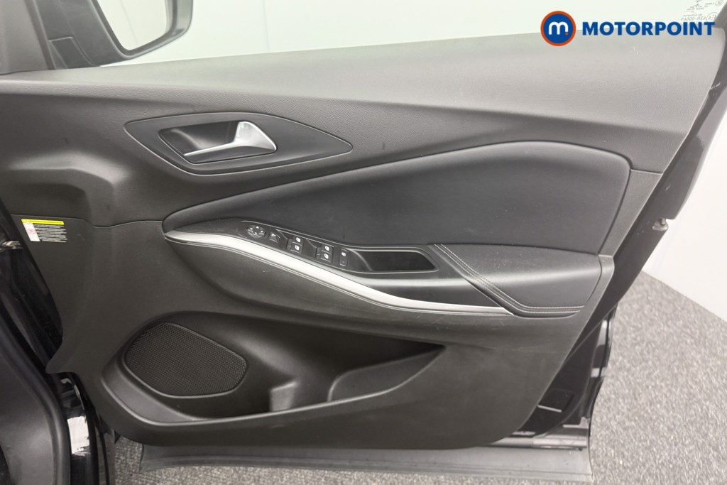 Vauxhall Grandland Ultimate Automatic Diesel SUV - Stock Number (1595335) - 10th supplementary image