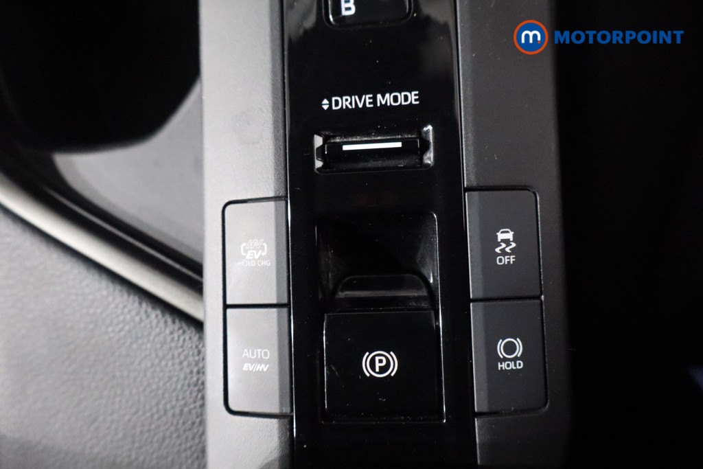 Toyota C-Hr Design Automatic Petrol Plug-In Hybrid SUV - Stock Number (1595436) - 17th supplementary image