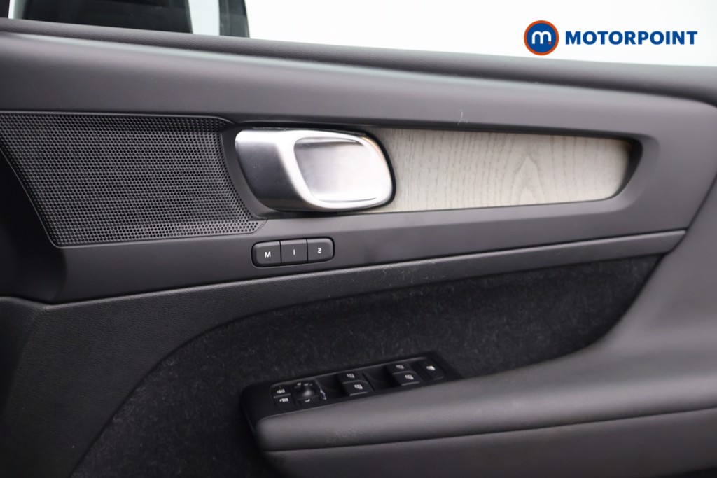 Volvo Xc40 Inscription Automatic Petrol SUV - Stock Number (1595451) - 9th supplementary image