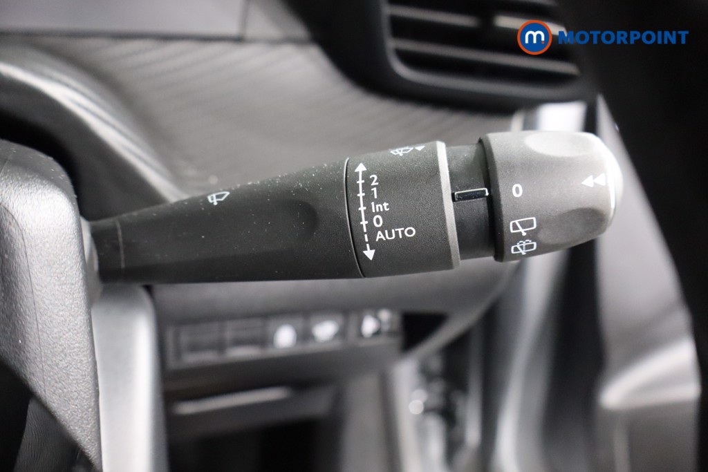 Peugeot 208 Allure Manual Petrol Hatchback - Stock Number (1595604) - 5th supplementary image