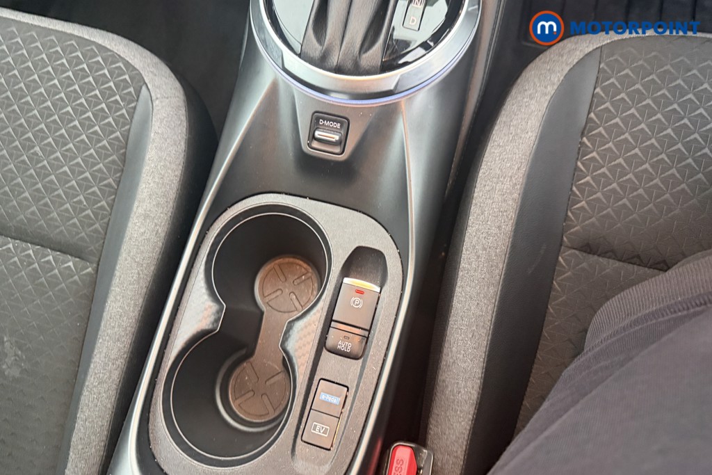 Nissan Juke N-Connecta Automatic Petrol-Electric Hybrid SUV - Stock Number (1595683) - 16th supplementary image