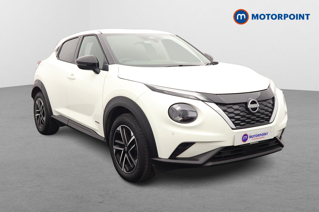 Nissan Juke N-Connecta Automatic Petrol-Electric Hybrid SUV - Stock Number (1595683) - Drivers side front corner