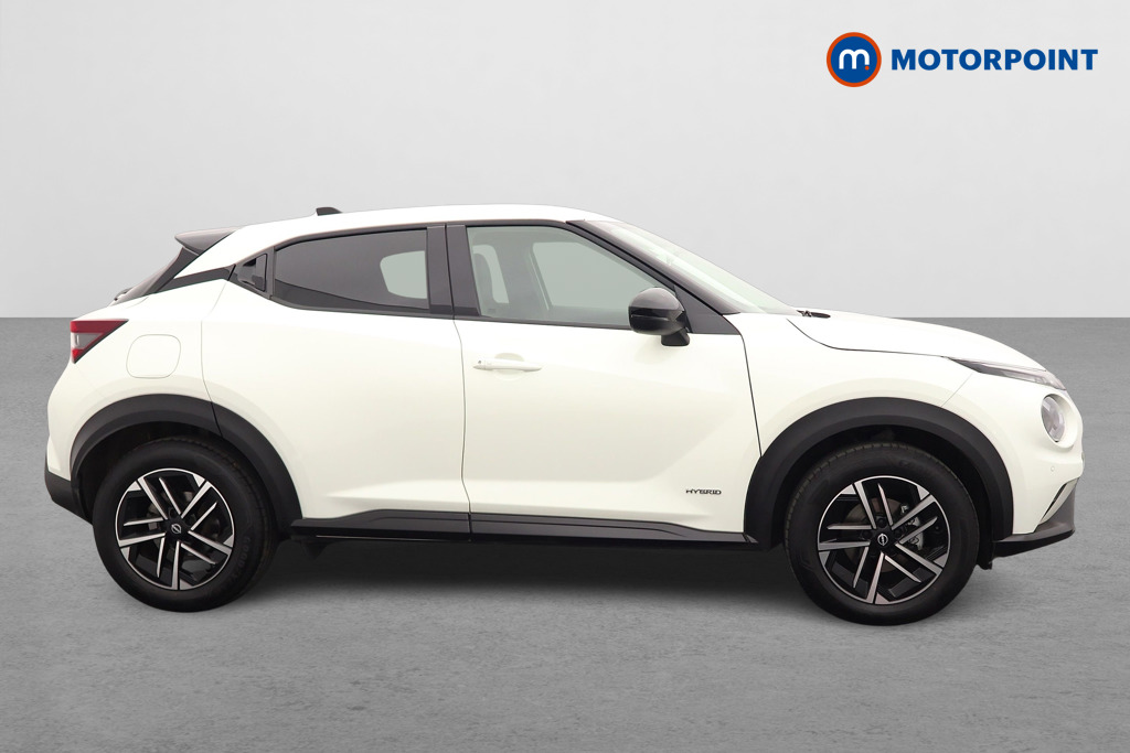 Nissan Juke N-Connecta Automatic Petrol-Electric Hybrid SUV - Stock Number (1595683) - Drivers side