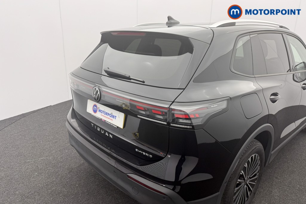 Volkswagen Tiguan Match Automatic Petrol Plug-In Hybrid SUV - Stock Number (1595684) - 4th supplementary image