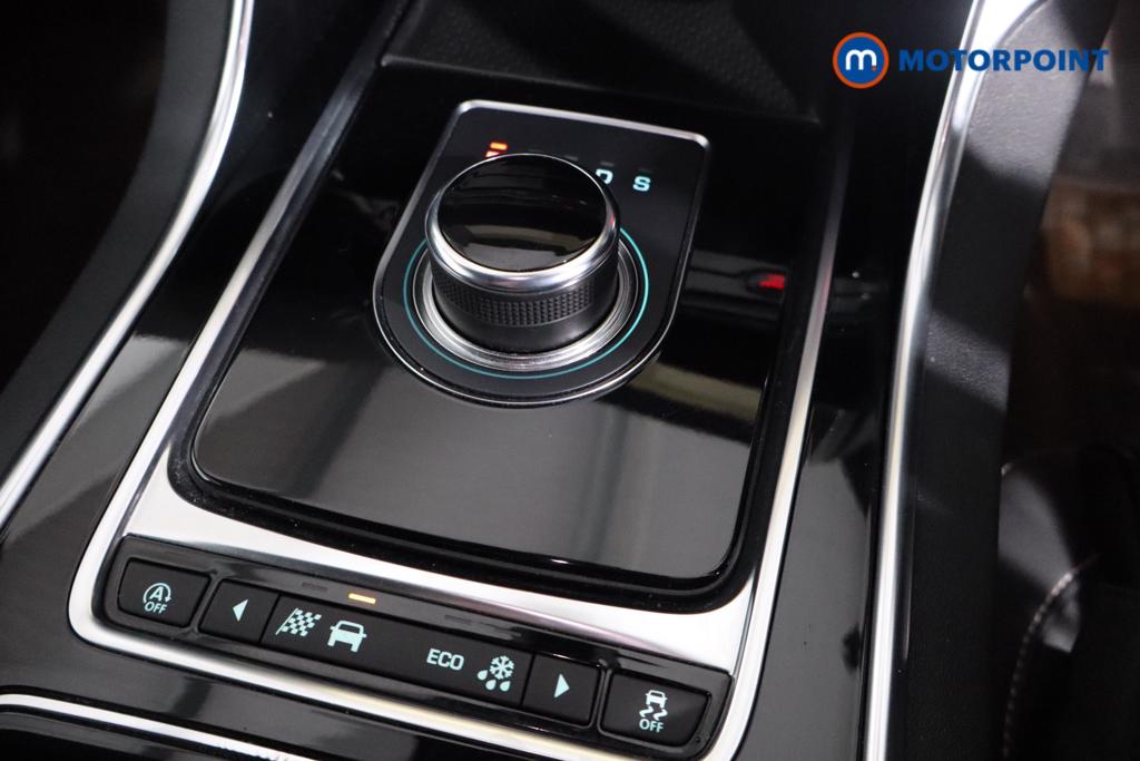 Jaguar XE R-Sport Automatic Petrol Saloon - Stock Number (1595737) - 4th supplementary image