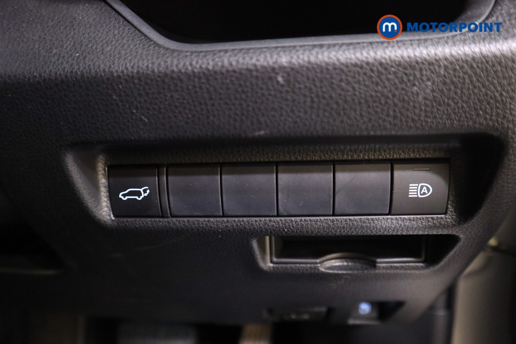 Toyota Rav4 Design Automatic Petrol-Electric Hybrid SUV - Stock Number (1595754) - 11th supplementary image