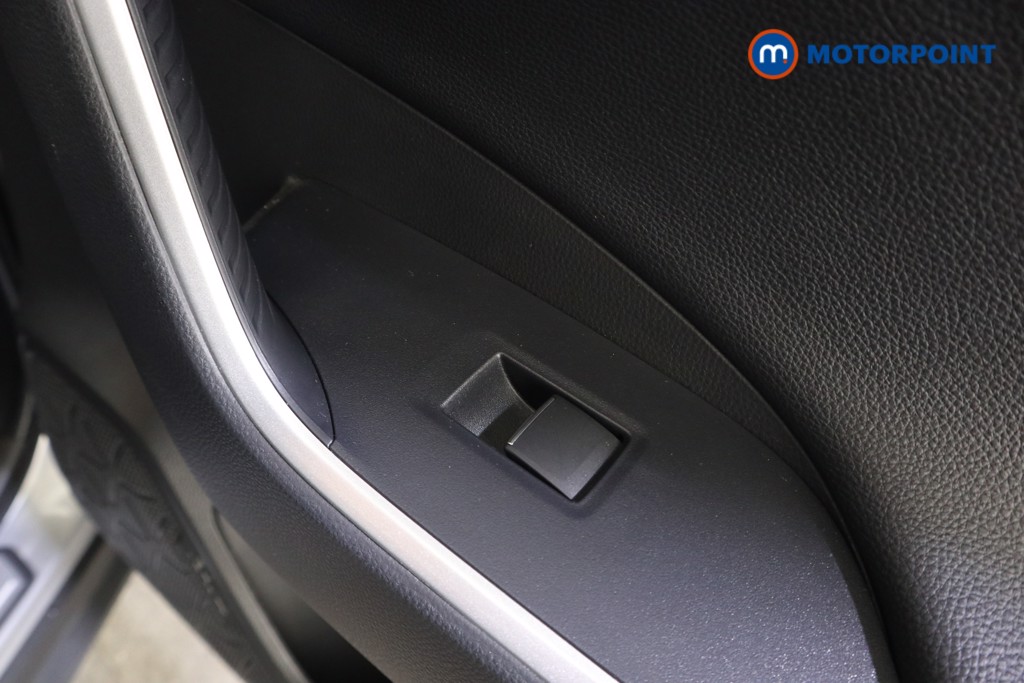 Toyota Rav4 Design Automatic Petrol-Electric Hybrid SUV - Stock Number (1595754) - 18th supplementary image