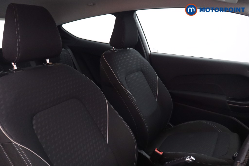 Ford Fiesta Zetec Manual Petrol Hatchback - Stock Number (1595839) - 13th supplementary image