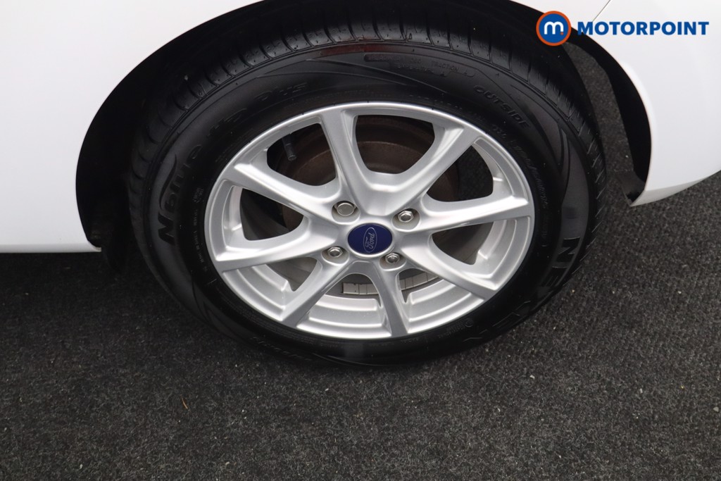 Ford Fiesta Zetec Manual Petrol Hatchback - Stock Number (1595839) - 18th supplementary image