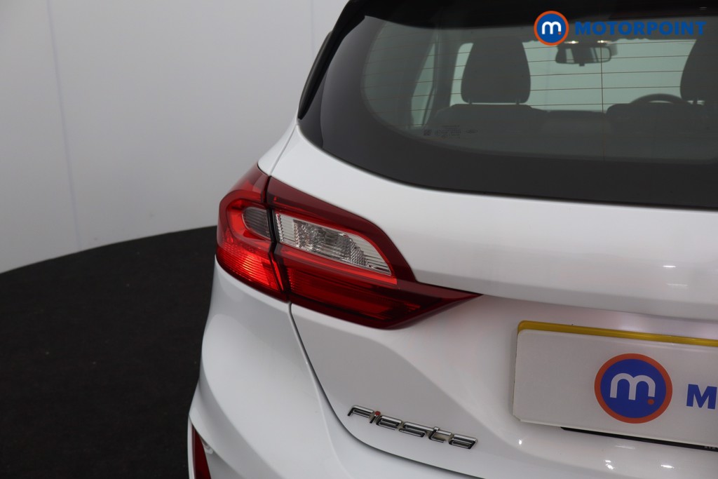 Ford Fiesta Zetec Manual Petrol Hatchback - Stock Number (1595839) - 29th supplementary image
