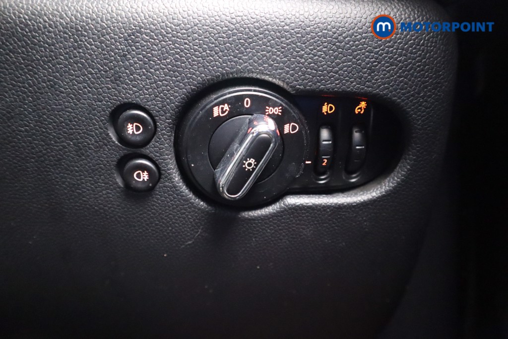 Mini Hatchback Cooper Sport Manual Petrol Hatchback - Stock Number (1596089) - 8th supplementary image