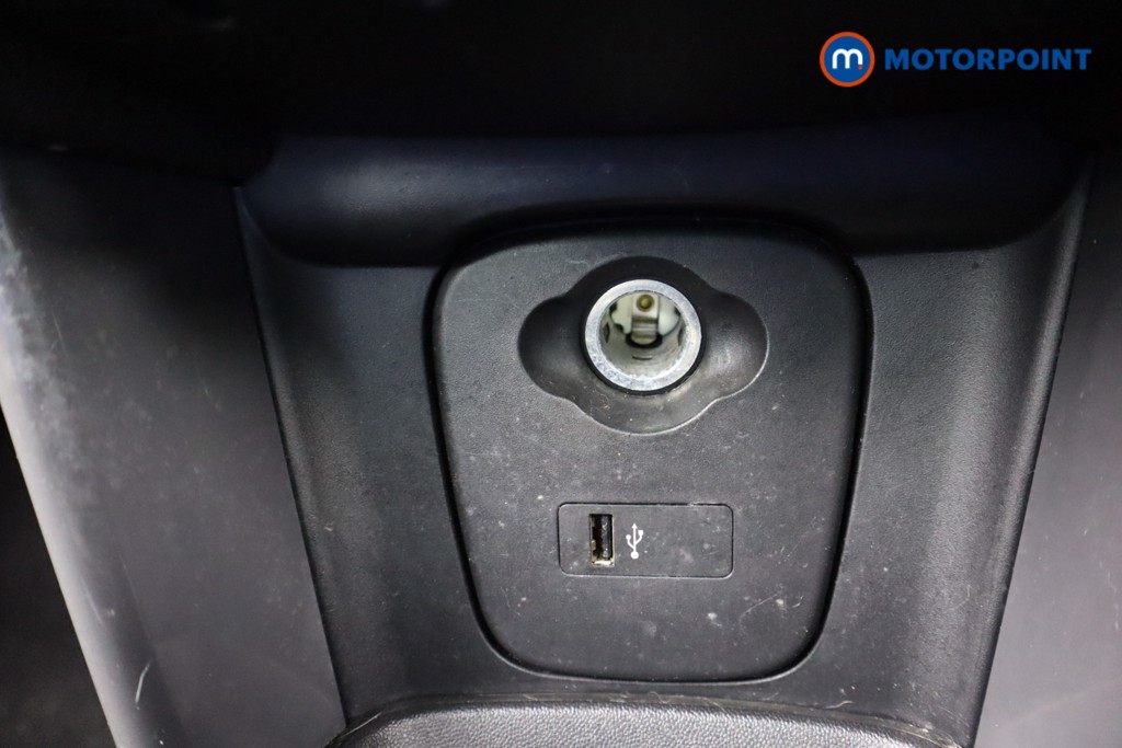 Mini Hatchback Cooper Sport Manual Petrol Hatchback - Stock Number (1596089) - 14th supplementary image