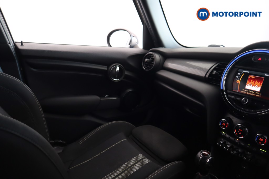 Mini Hatchback Cooper Sport Manual Petrol Hatchback - Stock Number (1596089) - 19th supplementary image