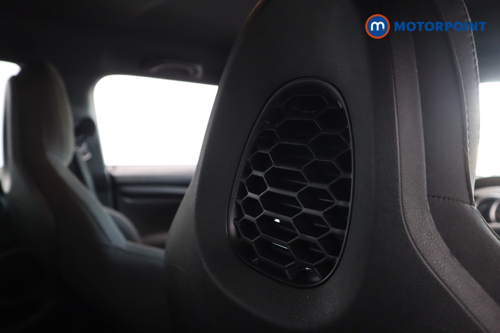 Mini Hatchback Cooper Sport Manual Petrol Hatchback - Stock Number (1596089) - 27th supplementary image