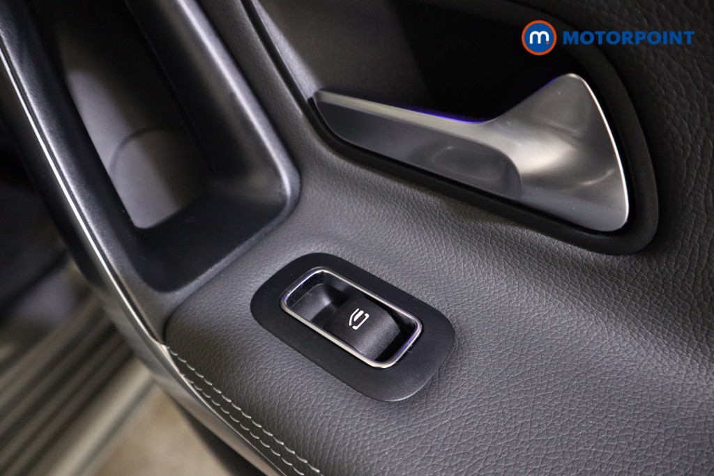 Mercedes-Benz CLA Amg Line Automatic Petrol Plug-In Hybrid Coupe - Stock Number (1596265) - 19th supplementary image