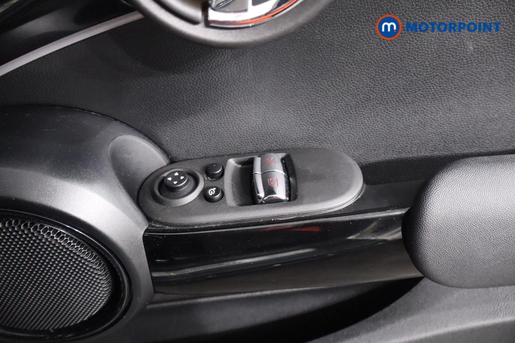 Mini Hatchback Cooper S Level 2 Automatic Electric Hatchback - Stock Number (1596284) - 10th supplementary image