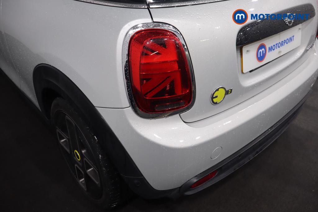 Mini Hatchback Cooper S Level 2 Automatic Electric Hatchback - Stock Number (1596284) - 15th supplementary image