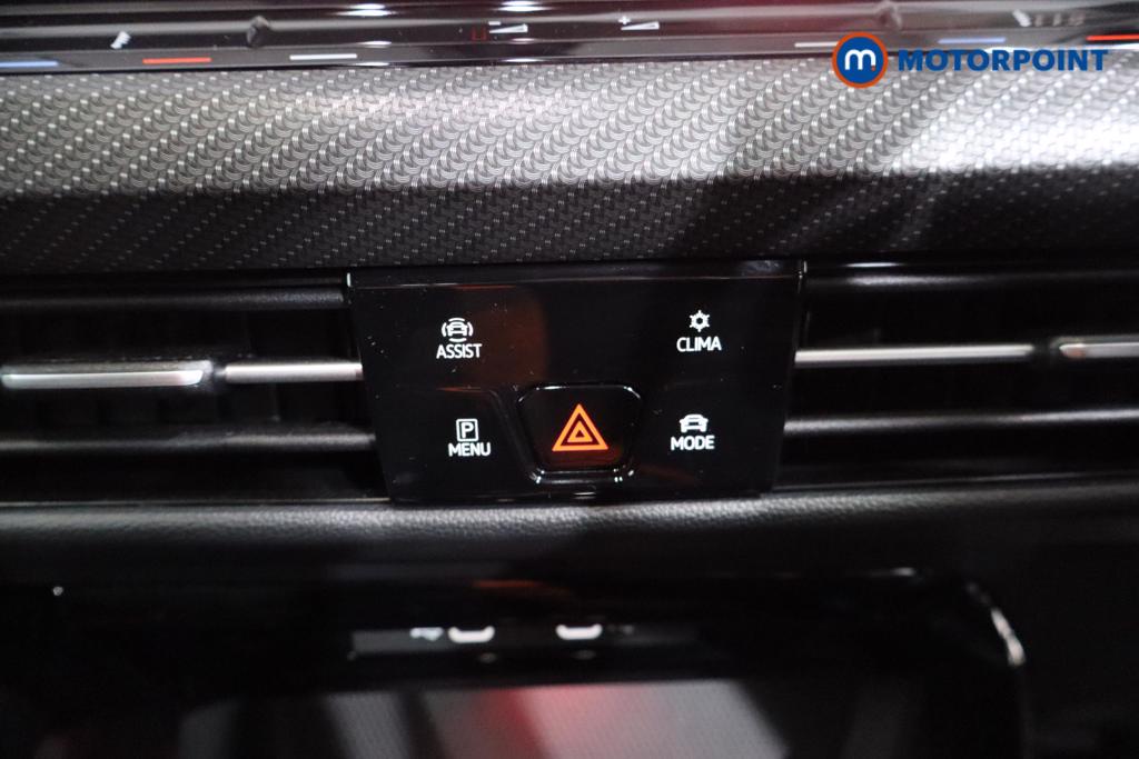 Volkswagen Golf R-Line Automatic Petrol Hatchback - Stock Number (1596339) - 4th supplementary image
