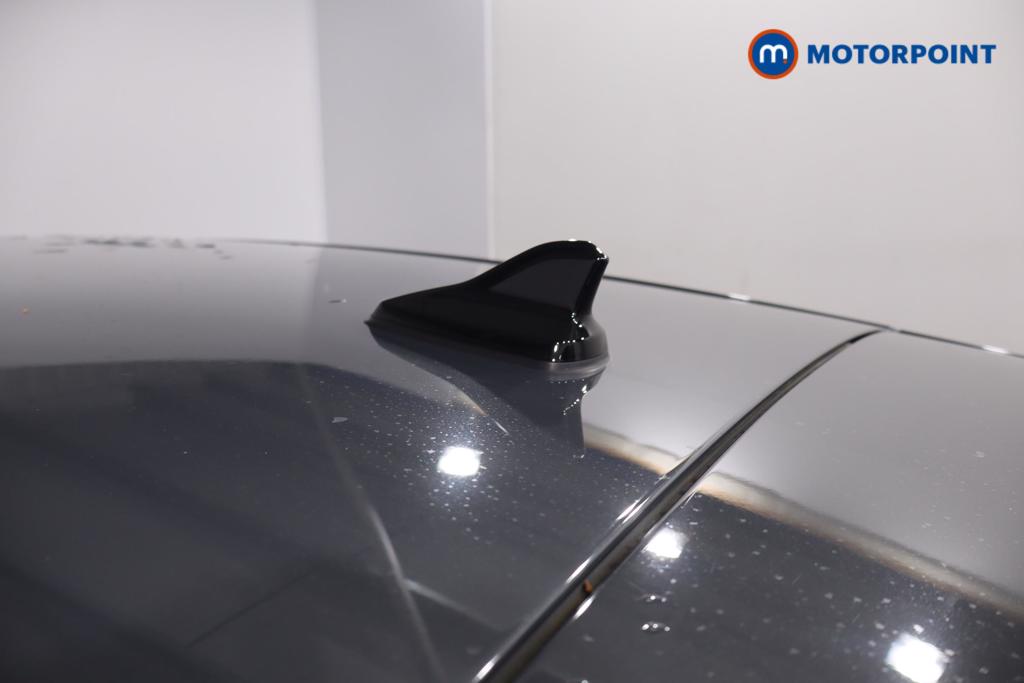 Volkswagen Golf R-Line Automatic Petrol Hatchback - Stock Number (1596339) - 13th supplementary image