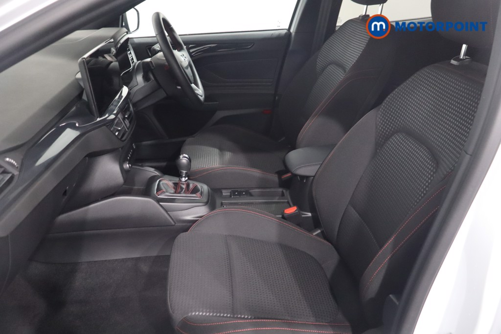 Ford Focus St-Line Manual Petrol Hatchback - Stock Number (1596379) - 4th supplementary image
