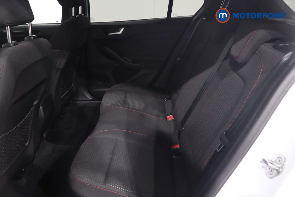 Ford Focus St-Line Manual Petrol Hatchback - Stock Number (1596379) - 5th supplementary image
