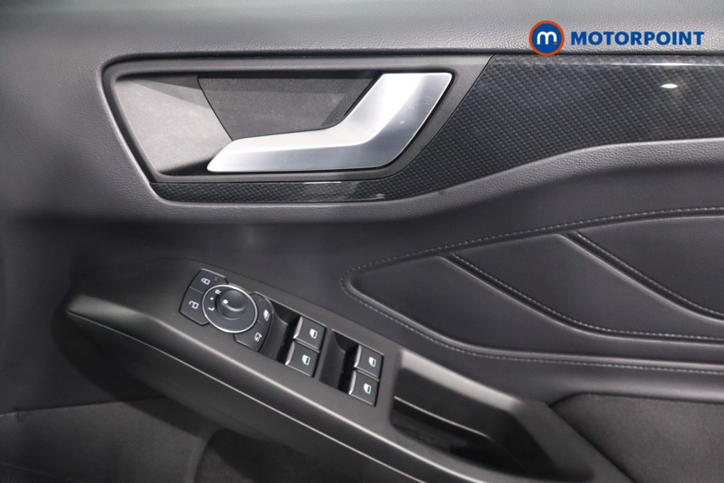 Ford Focus St-Line Manual Petrol Hatchback - Stock Number (1596379) - 19th supplementary image