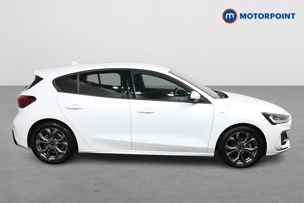Ford Focus St-Line Manual Petrol Hatchback - Stock Number (1596379) - Drivers side