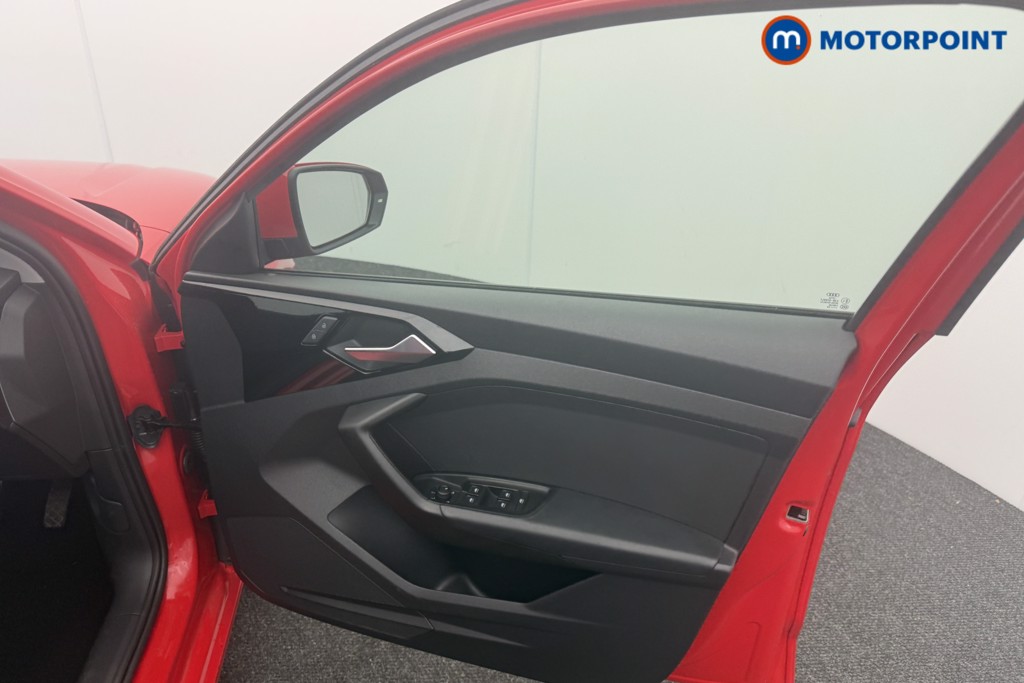 Audi A1 Technik Manual Petrol Hatchback - Stock Number (1596412) - 9th supplementary image