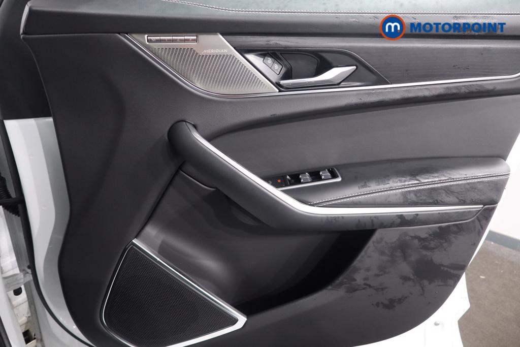 Jaguar F-Pace R-Dynamic Hse Black Automatic Petrol SUV - Stock Number (1596452) - 9th supplementary image