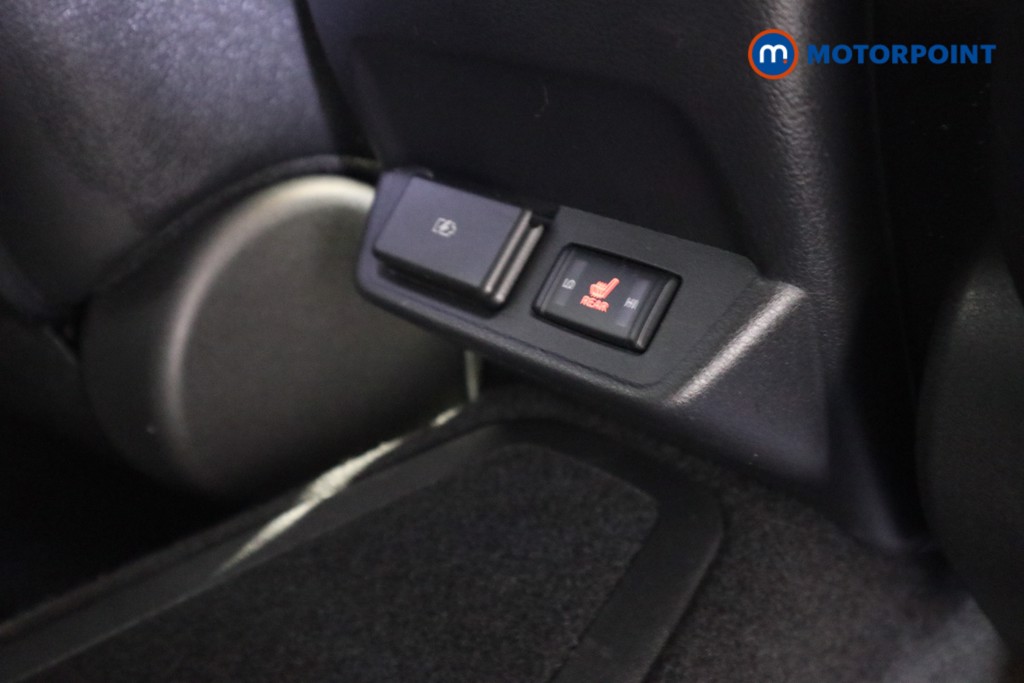 Nissan Leaf N-Connecta Automatic Electric Hatchback - Stock Number (1596596) - 16th supplementary image