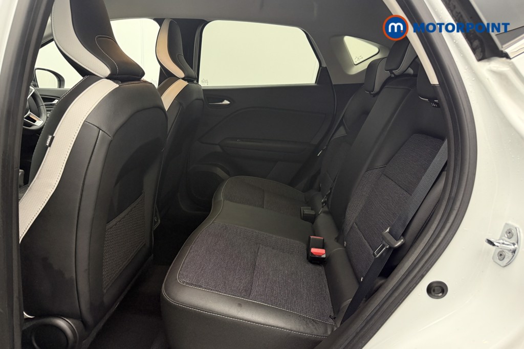 Renault Captur Techno Automatic Petrol-Electric Hybrid SUV - Stock Number (1596818) - 9th supplementary image