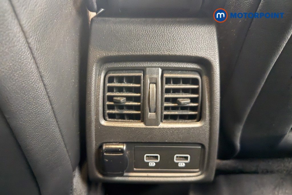 Renault Captur Techno Automatic Petrol-Electric Hybrid SUV - Stock Number (1596818) - 21st supplementary image