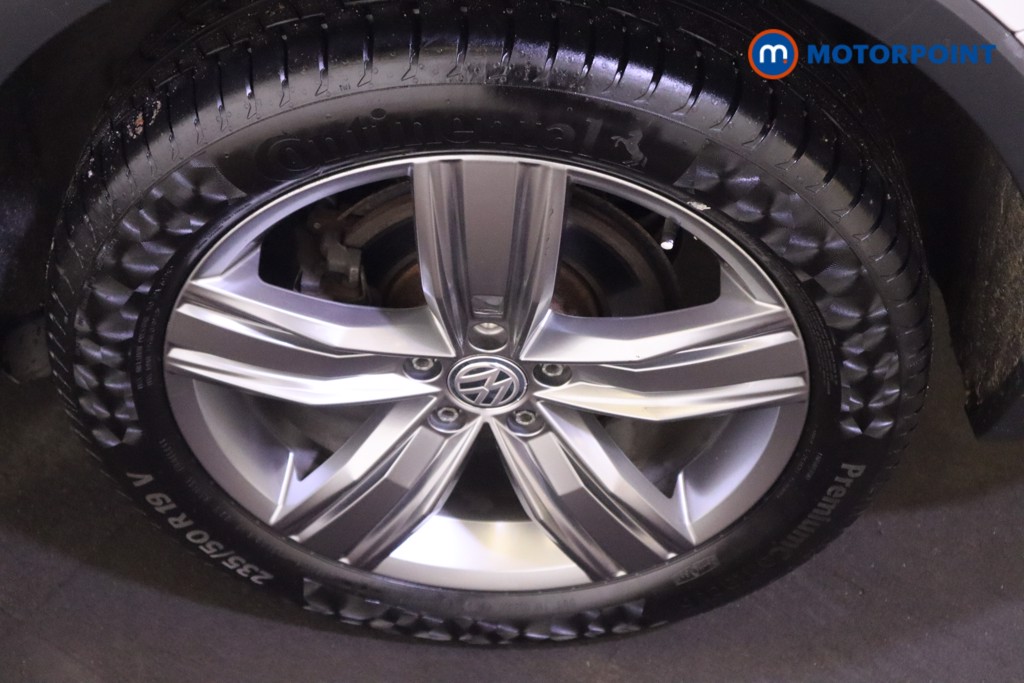 Volkswagen Tiguan Allspace SEL Manual Diesel SUV - Stock Number (1596868) - 9th supplementary image