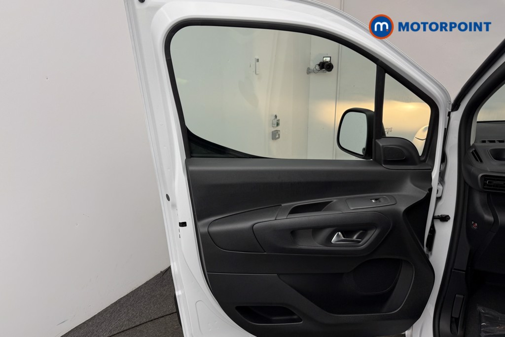 Peugeot Partner Professional Manual Diesel Panel Van - Stock Number (1596891) - 3rd supplementary image