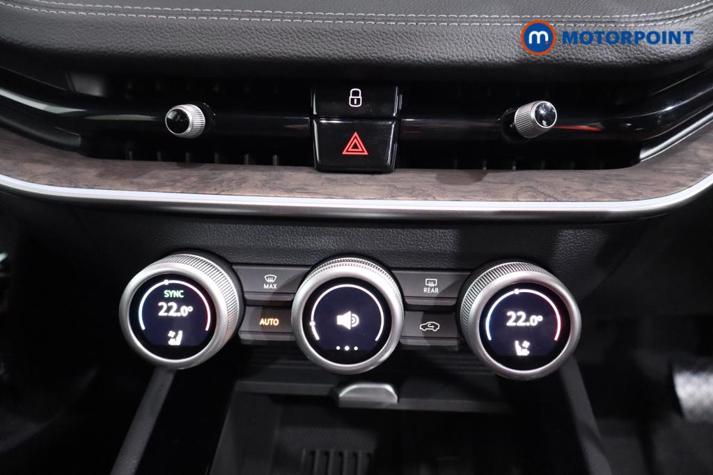 Skoda Superb Laurin -Plus Klement Automatic Petrol Hatchback - Stock Number (1597010) - 4th supplementary image