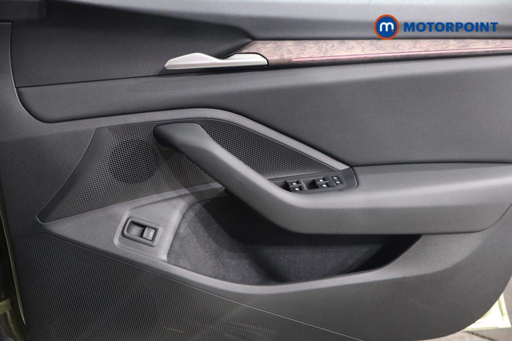 Skoda Superb Laurin -Plus Klement Automatic Petrol Hatchback - Stock Number (1597010) - 9th supplementary image