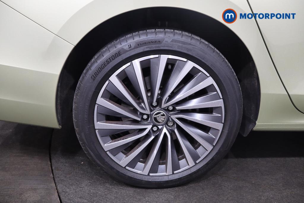 Skoda Superb Laurin -Plus Klement Automatic Petrol Hatchback - Stock Number (1597010) - 20th supplementary image